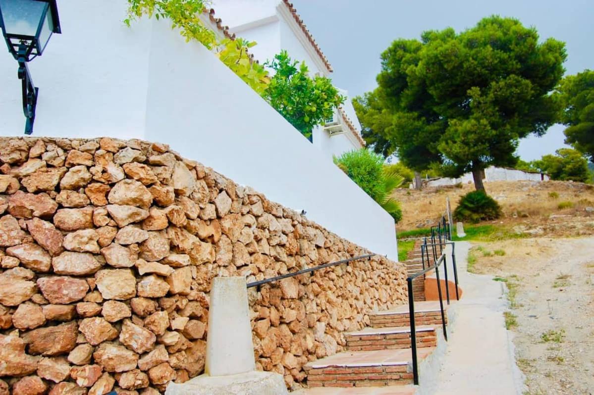 Beautiful Apartment With Amazing Sea View Nerja Exterior foto